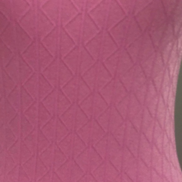 Victoria’s Secret Sport VSX Tank Too Seamless - Picture 2 of 5